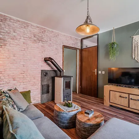 Hisa Lina Near Bovec Nyaraló Srpenica